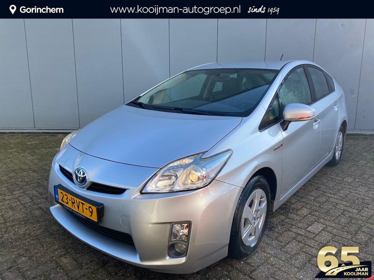 Toyota Prius - 1.8 Comfort | 1e Eigenaar | NIEUW Geleverd en Onderhouden | Head up Display | Climate Cont - AutoWereld.nl