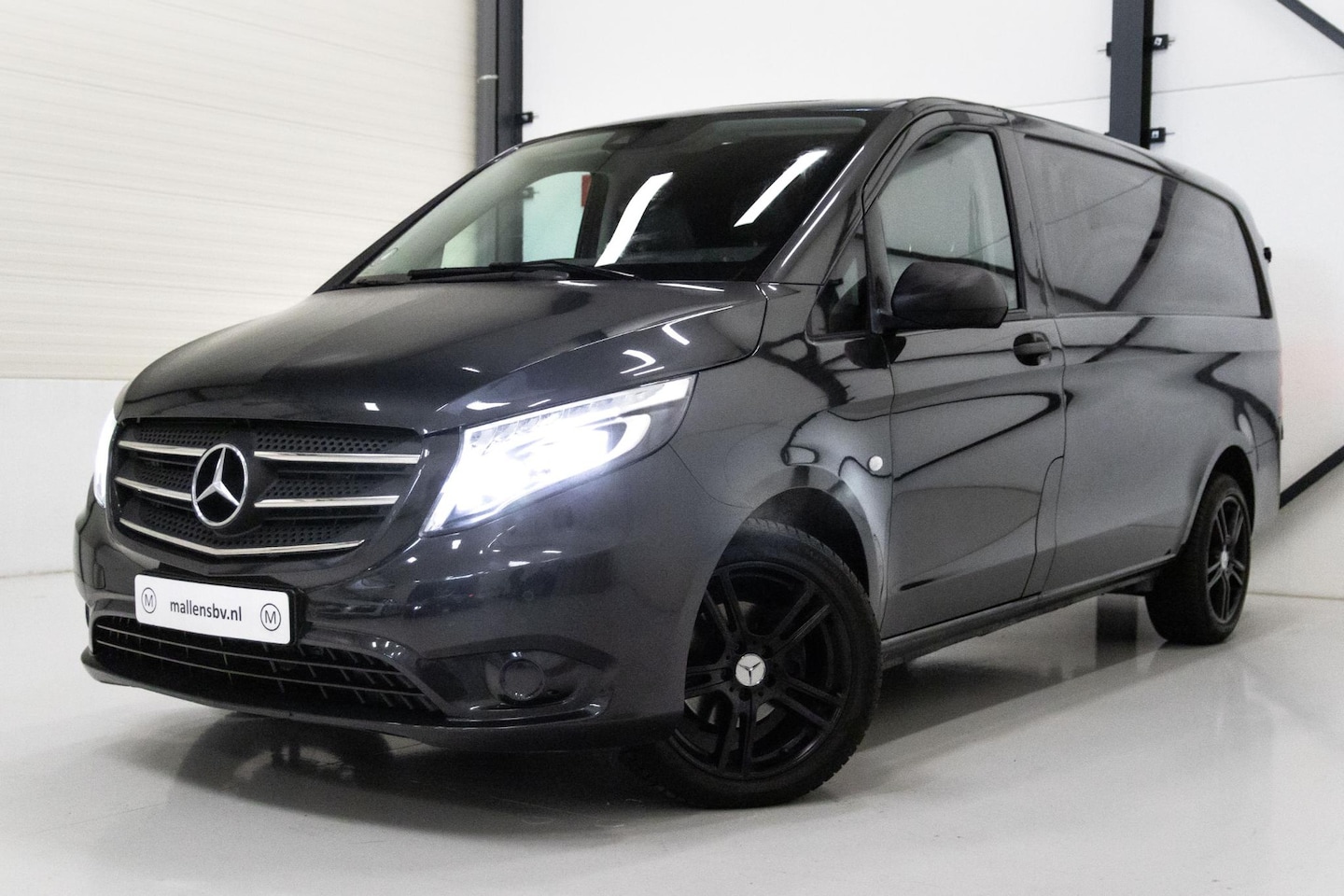 Mercedes-Benz Vito - 114 CDI Lang LEER/LED/STANDKACHEL/STOELVERWARMING/CAMERA - AutoWereld.nl