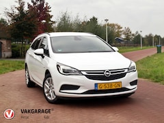 Opel Astra Sports Tourer - 1.4 Turbo Business | Apple Carplay | Cruise Control | Navi | Parkeersensoren |