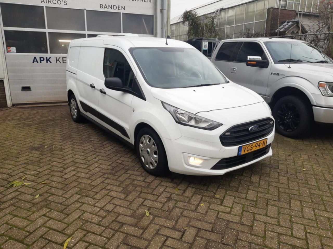 Ford Transit Connect - 1.5 EcoBlue L2  elektrische ventilatie en flitsers - AutoWereld.nl