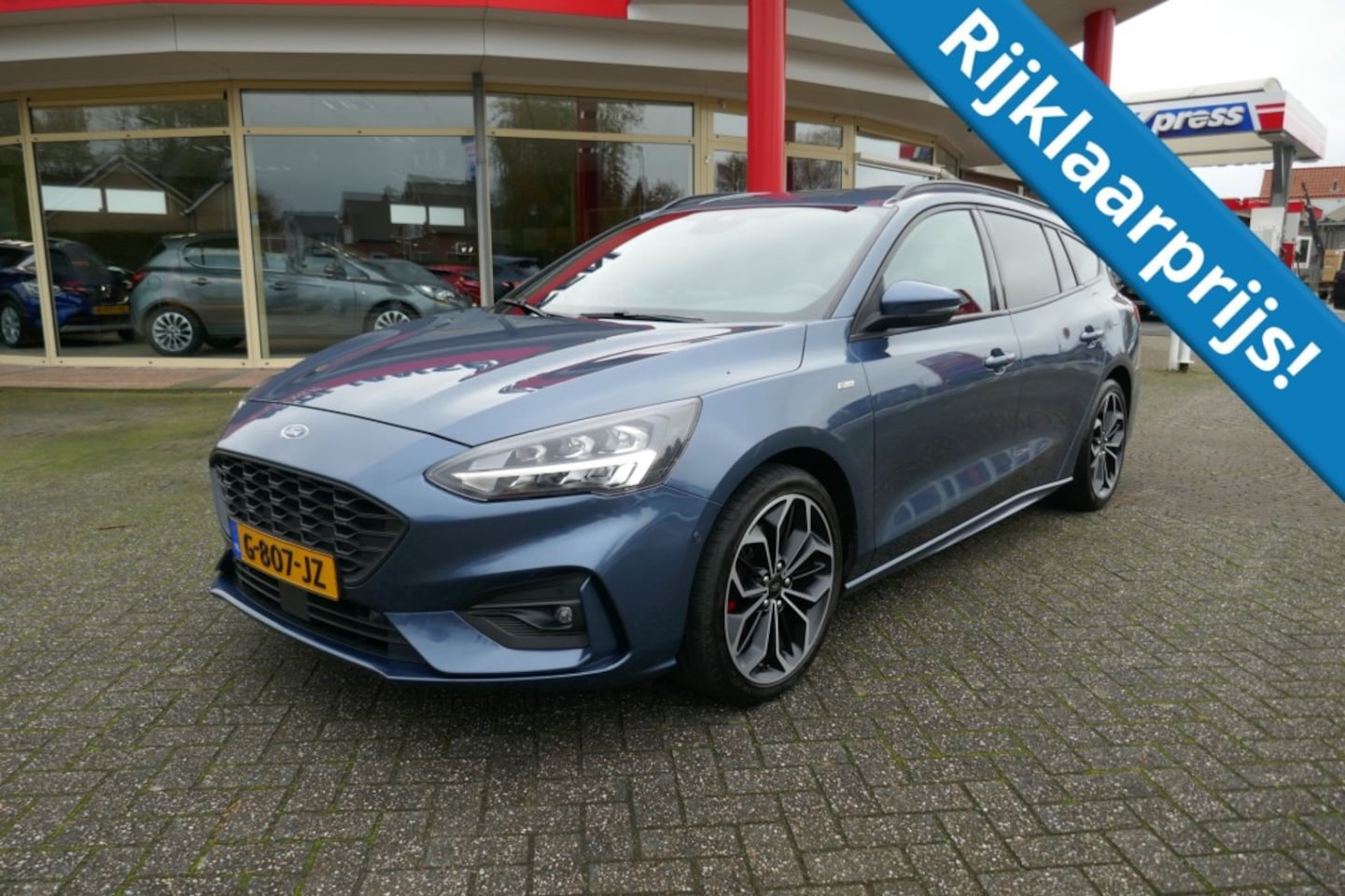 Ford Focus - 1.0 ECOB. ST LINE BUSINESS 125PK/winterpakket/achteruitrijcamera - AutoWereld.nl