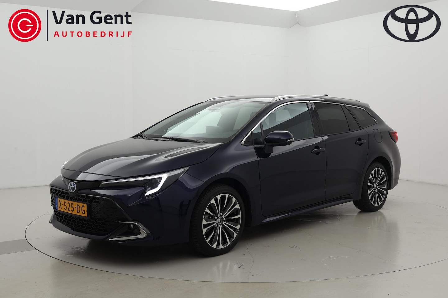 Toyota Corolla Touring Sports - 1.8 Hybrid First Edition Apple\Android Automaat - AutoWereld.nl