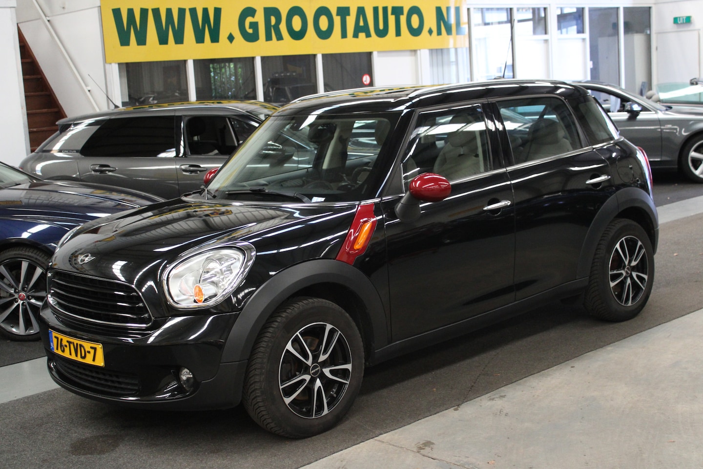 MINI Countryman - Mini 1.6 One Business Line Panoramadak, Cruise control, Navi - AutoWereld.nl