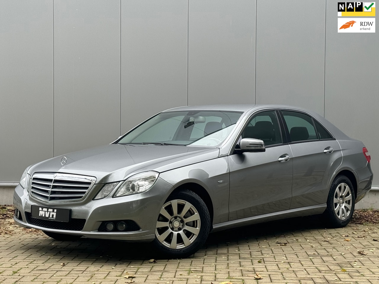 Mercedes-Benz E-klasse - 220 CDI Business Class - Automaat - Xenon - LED - Clima - Cruise - Navi - OrigNL - NAP - T - AutoWereld.nl