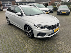 Fiat Tipo Stationwagon - 1.6 MultiJet 16v Business Lusso COMBI LEER NAVI VOLL OPTIES.