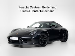 Porsche 911 - Carrera 4 GTS