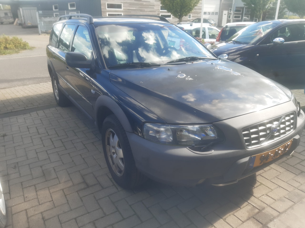 Volvo V70 Cross Country - 2.4 T Geartronic Ocean Race - AutoWereld.nl