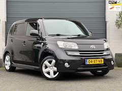 Daihatsu Materia - 1.5 Soul|155DZ KM|NAP|LEDER|AIRCO|PDC|ZWART|