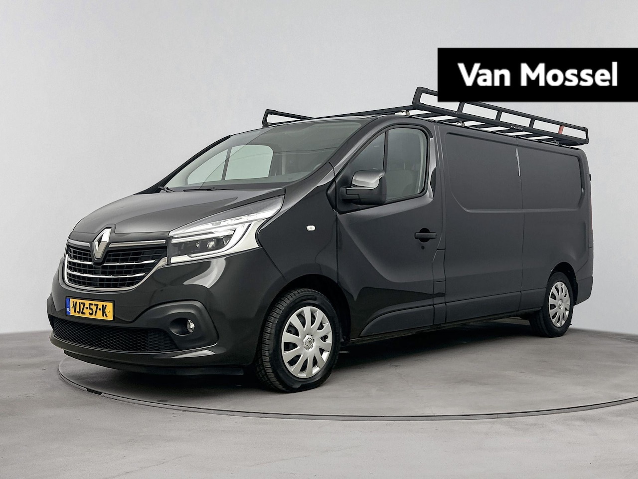 Renault Trafic - 2.0 dCi 120 T29 L2H1 Work Edition | Navigatie | Parkeersensoren |  Trekhaak | Betimmering - AutoWereld.nl