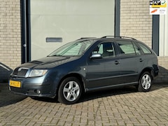 Skoda Fabia Combi - 1.4-16V Elegance AUTOMAAT/NAP/AIRCO