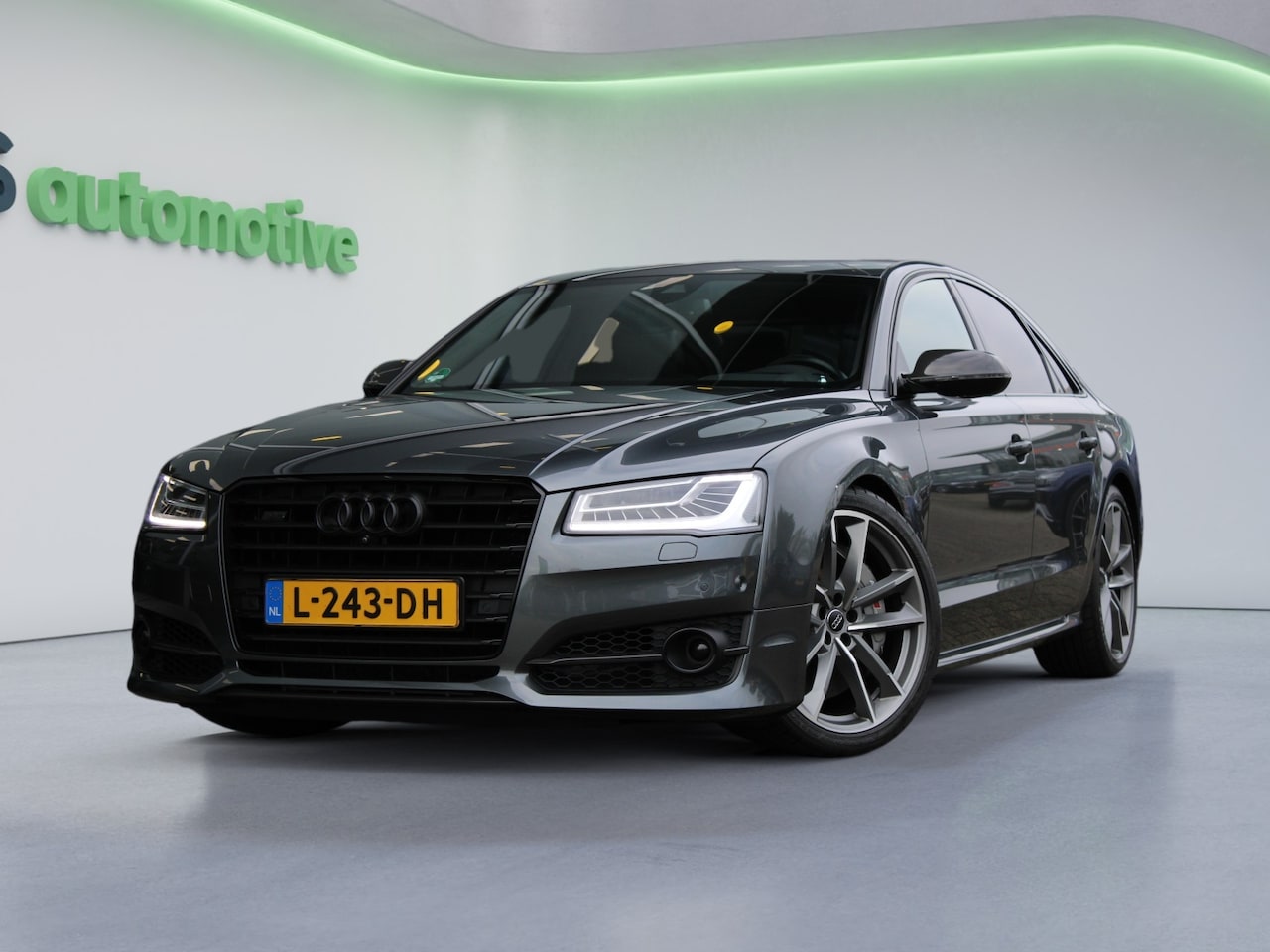 Audi S8 - 4.0 TFSI S8 plus quattro Pro Line+ | TOPSTAAT! | KERAMISCH | 740PK | MASSAGE | VENTILATIE - AutoWereld.nl