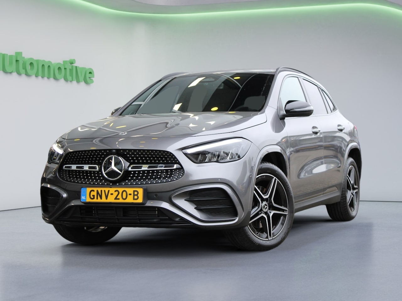 Mercedes-Benz GLA-Klasse - 250 e AMG Line | FACELIFT | AMG | BURMESTER | CAMERA | SFEERVERLICHTIG | - AutoWereld.nl