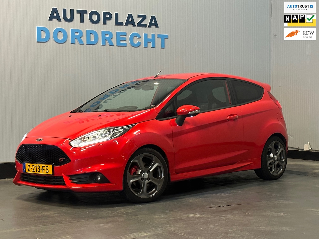 Ford Fiesta - 1.6 ST1 Stoelverw./ Camera / ST - AutoWereld.nl