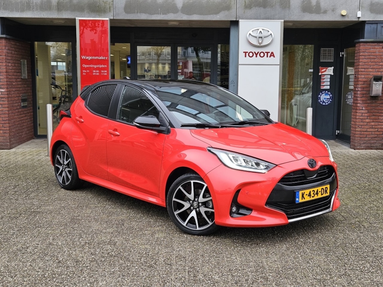 Toyota Yaris - 1.5 Hyb. Launch Ed. BSM HeadUp Apple/Android - AutoWereld.nl