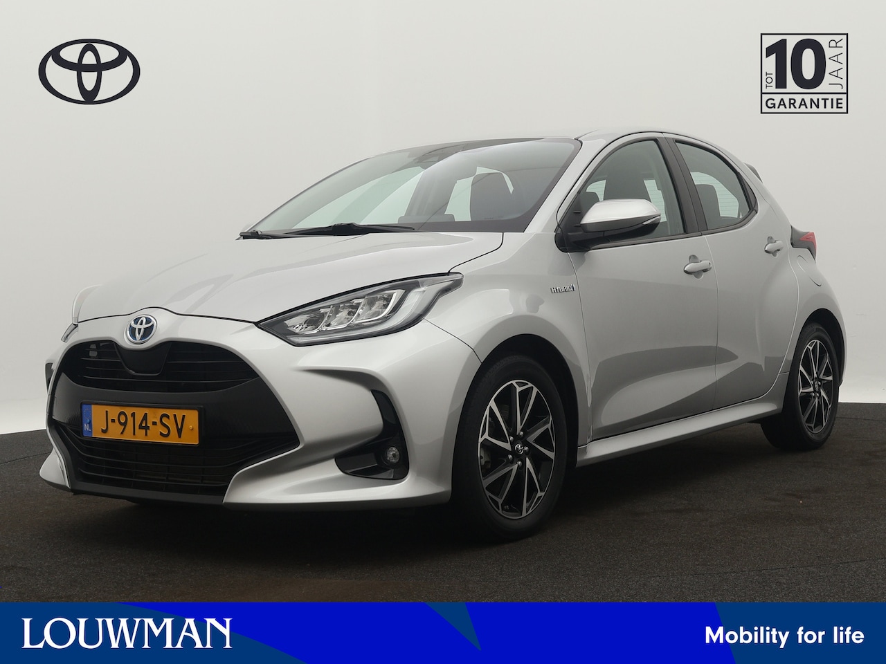 Toyota Yaris - 1.5 Hybrid First Edition | Navigatie | Camera | Climate Control | Cruise Control | LM velg - AutoWereld.nl