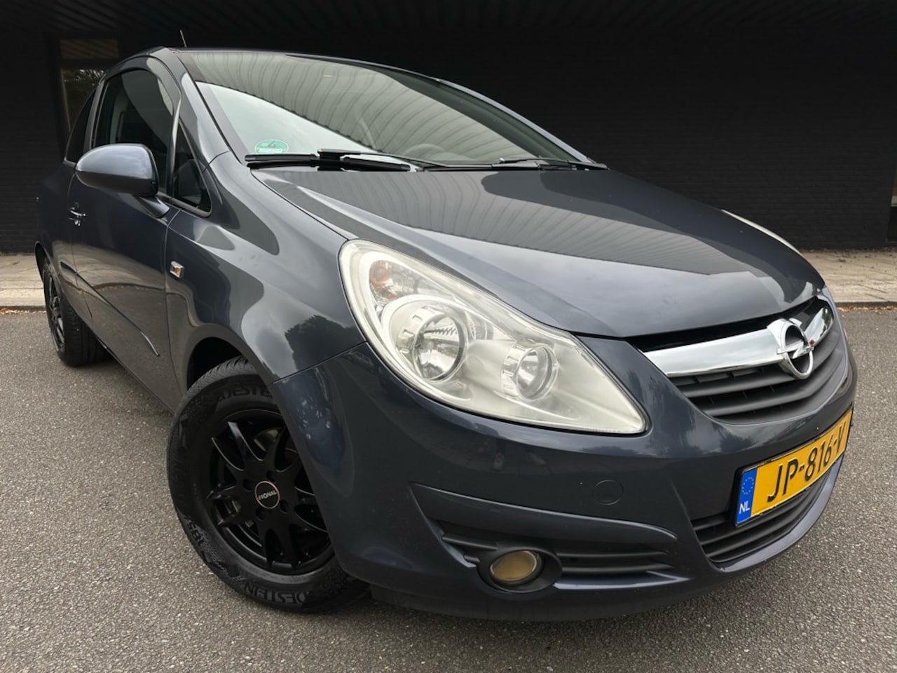 Opel Corsa - 1.2-16V Enjoy 1.2-16V Enjoy - AutoWereld.nl