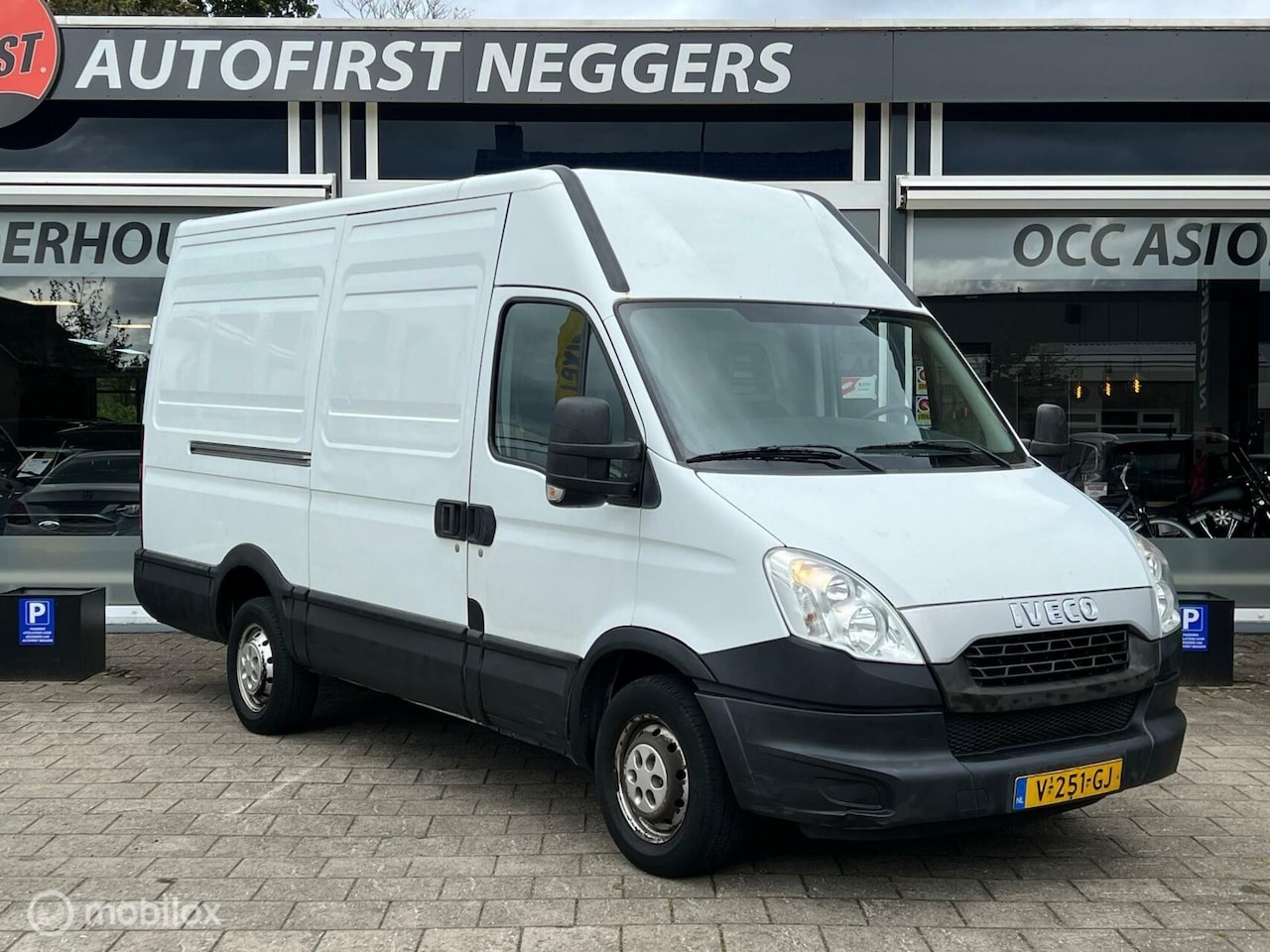 Iveco Daily - 35C15V 2.3 352 H1 35C15V 2.3 352 H1 - AutoWereld.nl