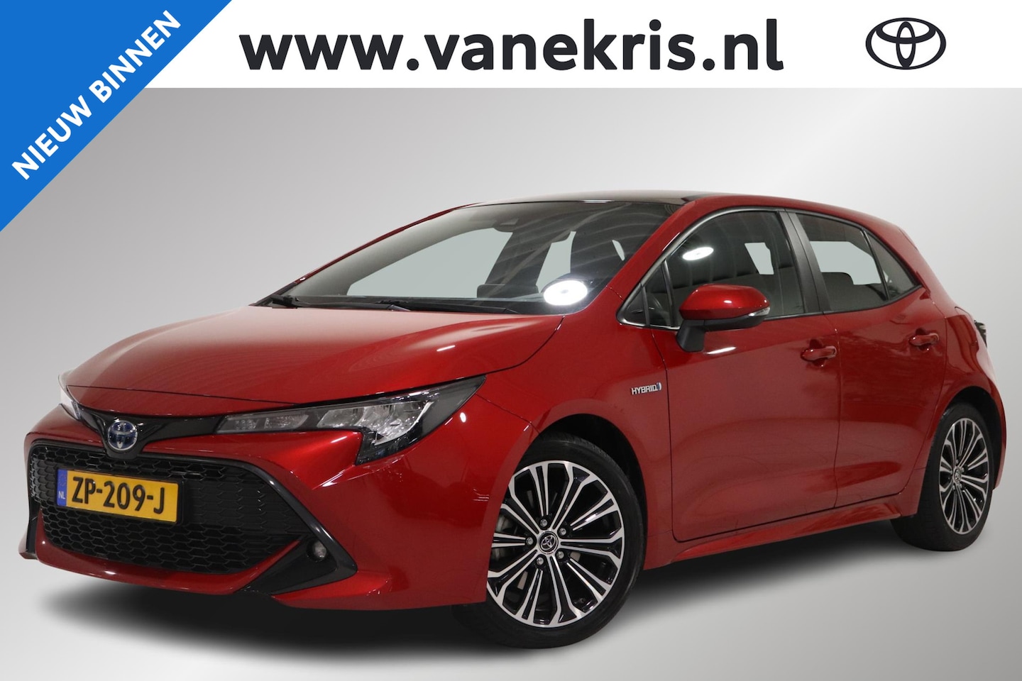 Toyota Corolla - 2.0 Hybrid First Edition NAVI, Zwart dak, 184PK, 17" inch LM velgen, Dealer onderhouden! - AutoWereld.nl