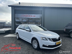 Skoda Octavia Combi - 1.0 TSI "AIRCO+NAVI+TREKHAAK"