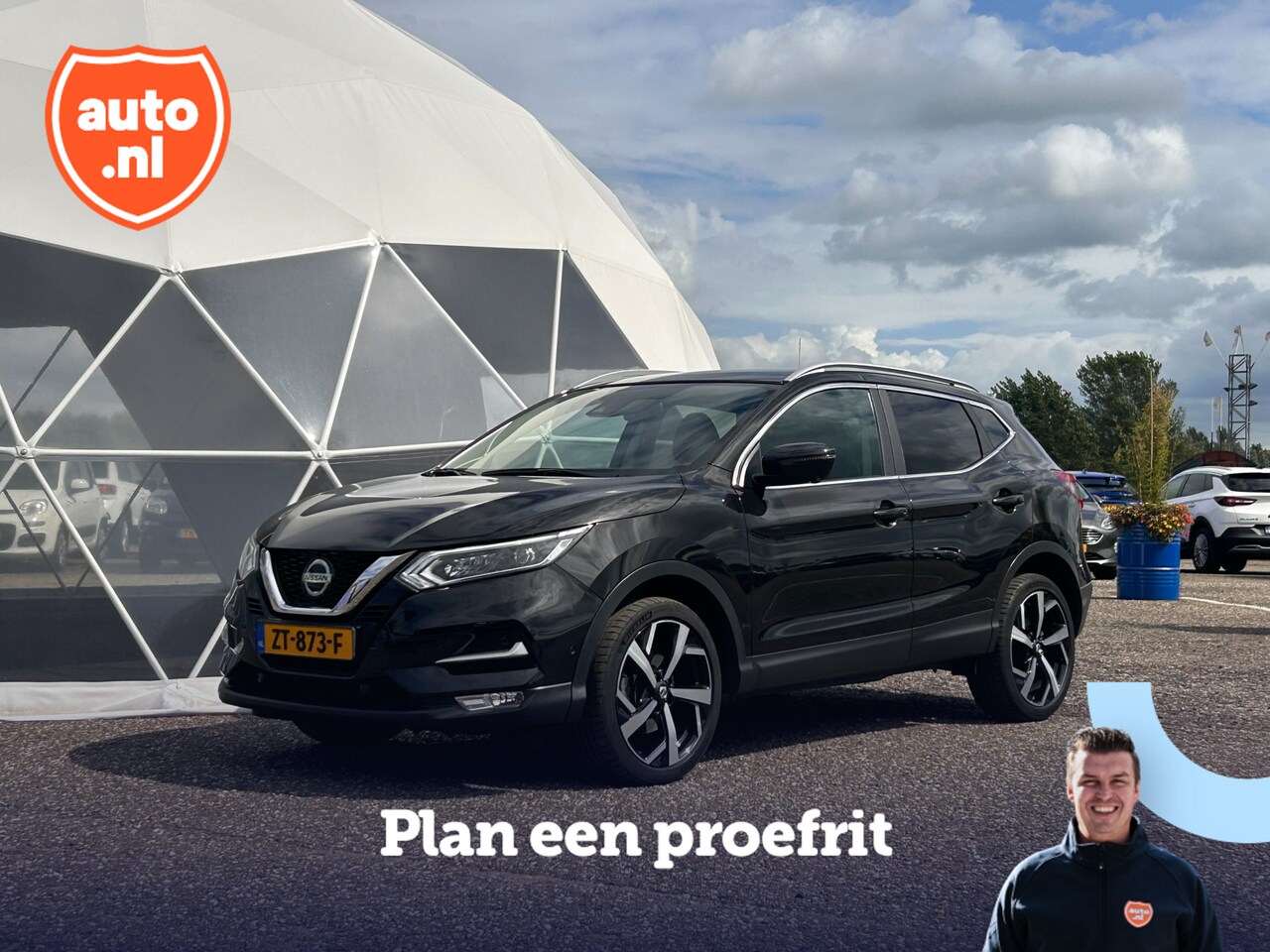 Nissan Qashqai - 1.3 DIG-T Tekna | Trekhaak | Camera | Carplay | Stoelverwarming | 19"LM Velgen | - AutoWereld.nl