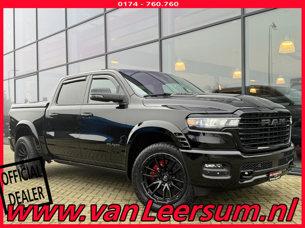 Dodge Ram Pick Up - Laramie Night Premium | Pano | H&K | 22" | Spatbordverbreders - AutoWereld.nl