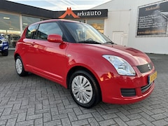 Suzuki Swift - 1.3 Exclusive met Airco en Bluetooth telefoon