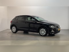 Volkswagen Polo - 1.0 TSI DSG Comfortline Leder-Stof Navigatie Parkeersensoren DAB+