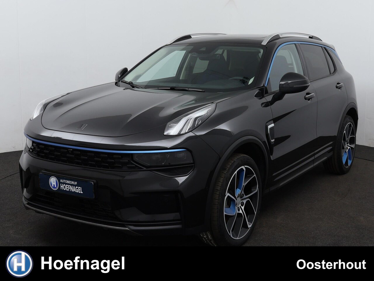 Lynk & Co 01 - 1.5 Automaat | Panoramadak | Navigatie |Camera | Stoelverwarming - AutoWereld.nl