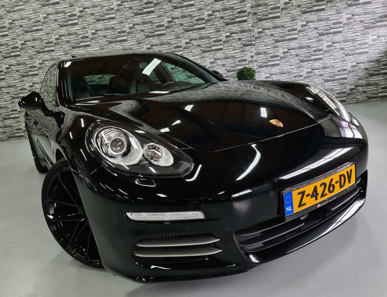 Porsche Panamera - 3.0 4S *Facelift*Panodak*22 inch*GTS bumper - AutoWereld.nl