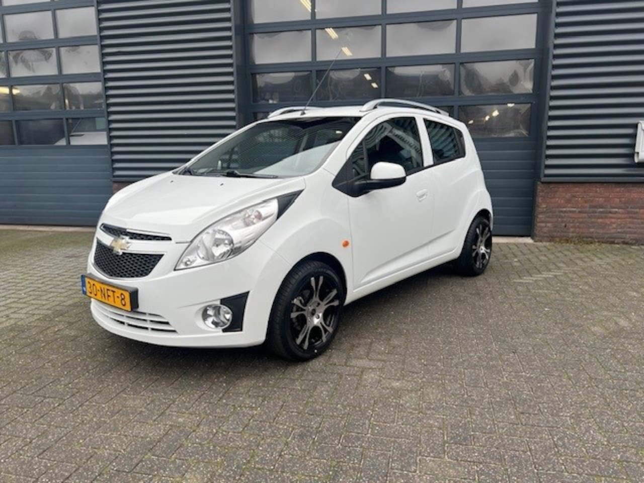 Chevrolet Spark - 1.0 16V LT Airco 5-Deurs Pas 37dkm ! - AutoWereld.nl