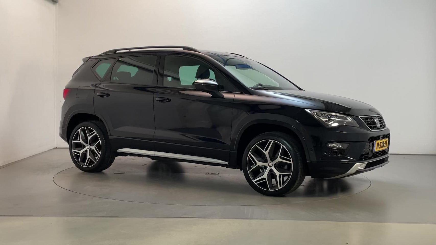 Seat Ateca - 1.5 TSI 150pk DSG FR Business Intense Virtual Cockpit Camera Navigatie DAB+ - AutoWereld.nl