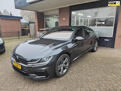 Volkswagen Arteon - 1.5 TSI Business R, Keyless, Clima, ACC, PDC, Camera, Led, Leer, NAP