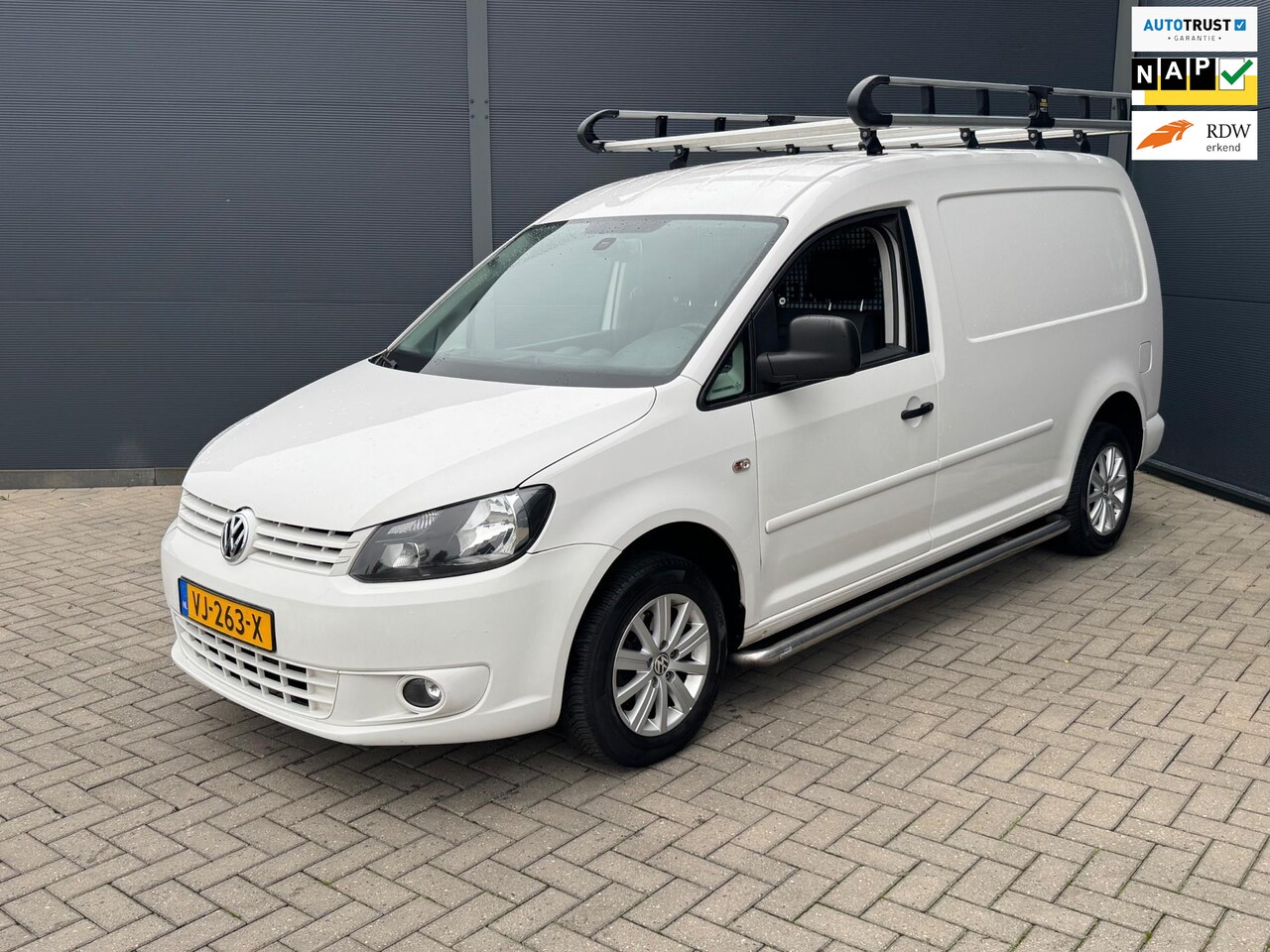 Volkswagen Caddy Maxi - 1.6 TDI Airco / Imperiaal - AutoWereld.nl