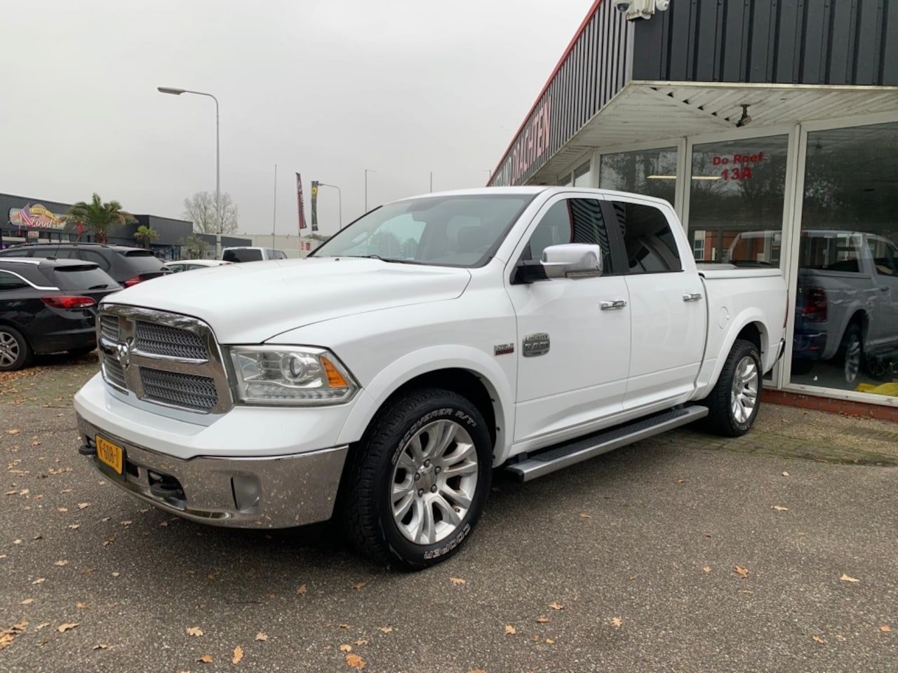 Dodge Ram 1500 - 5.7 V8 4x4 CC 5'7 La - AutoWereld.nl