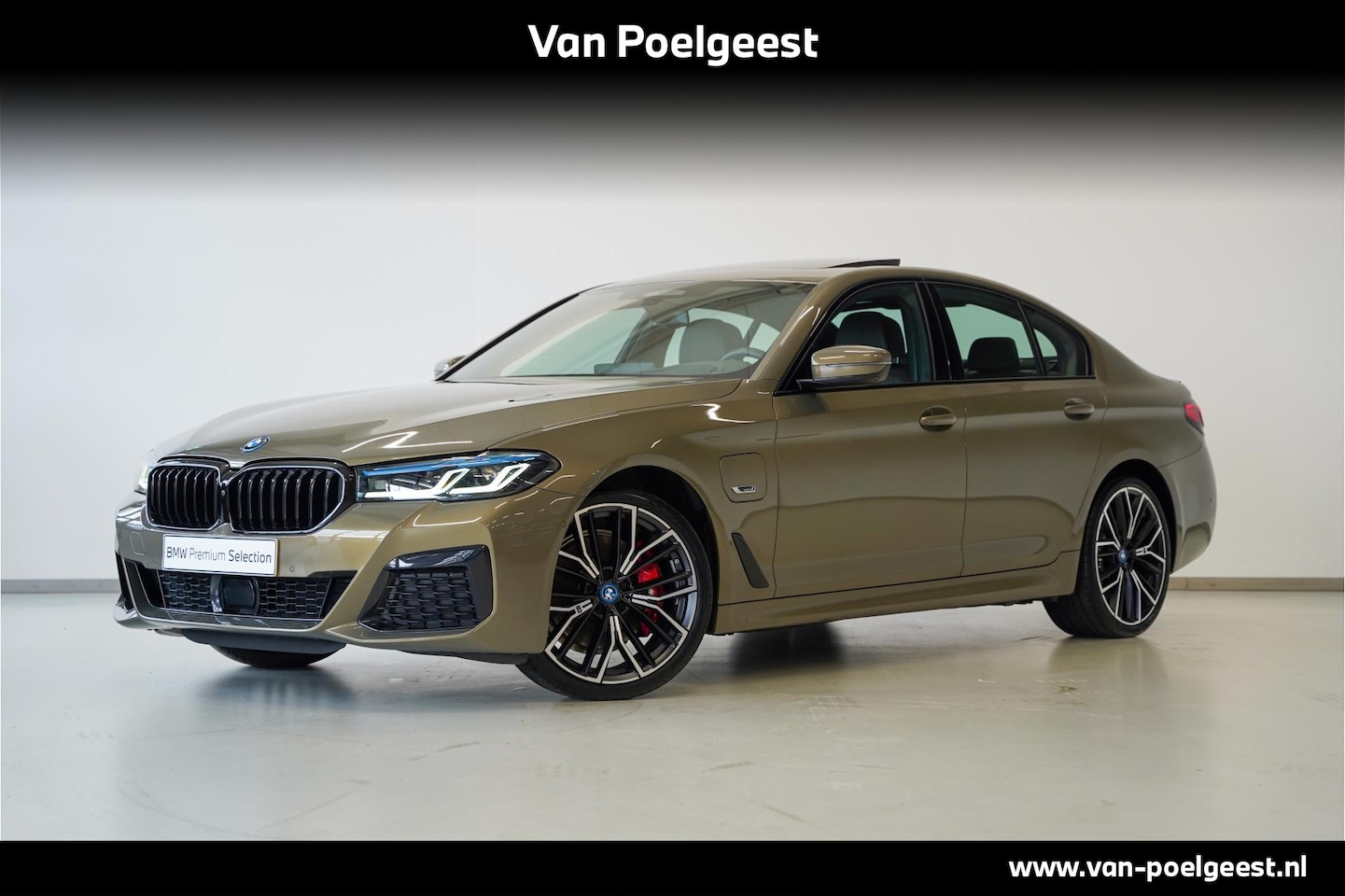 BMW 5-serie - Sedan 530e Business Edition Plus M Sportpakket Pro Individual Aut. - AutoWereld.nl