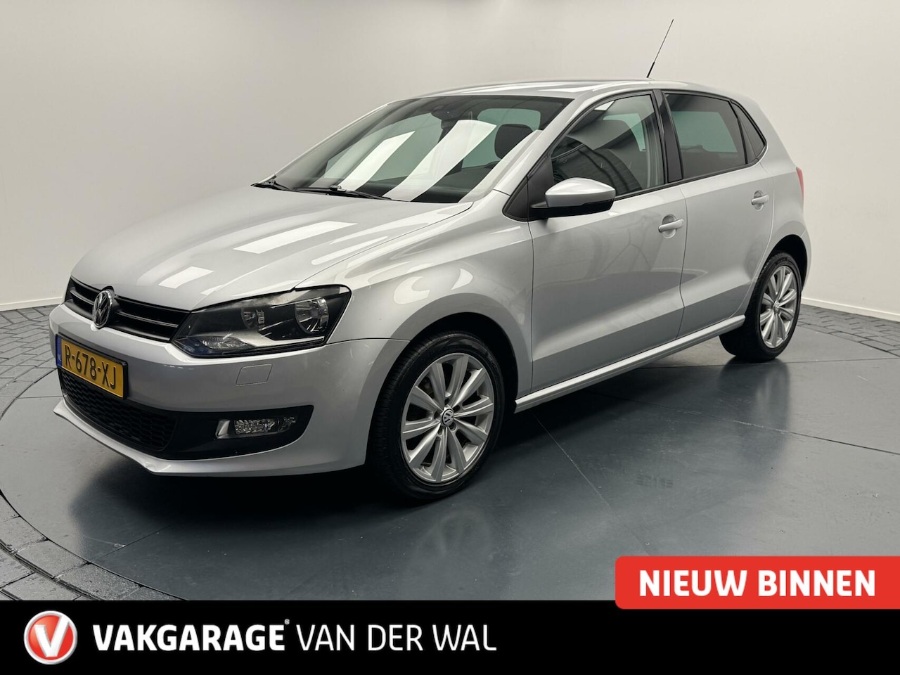 Volkswagen Polo - 1.4i-16V Clima-Cr.contr-Lm.16"velgen-Pdc-Stoelverwarming - AutoWereld.nl