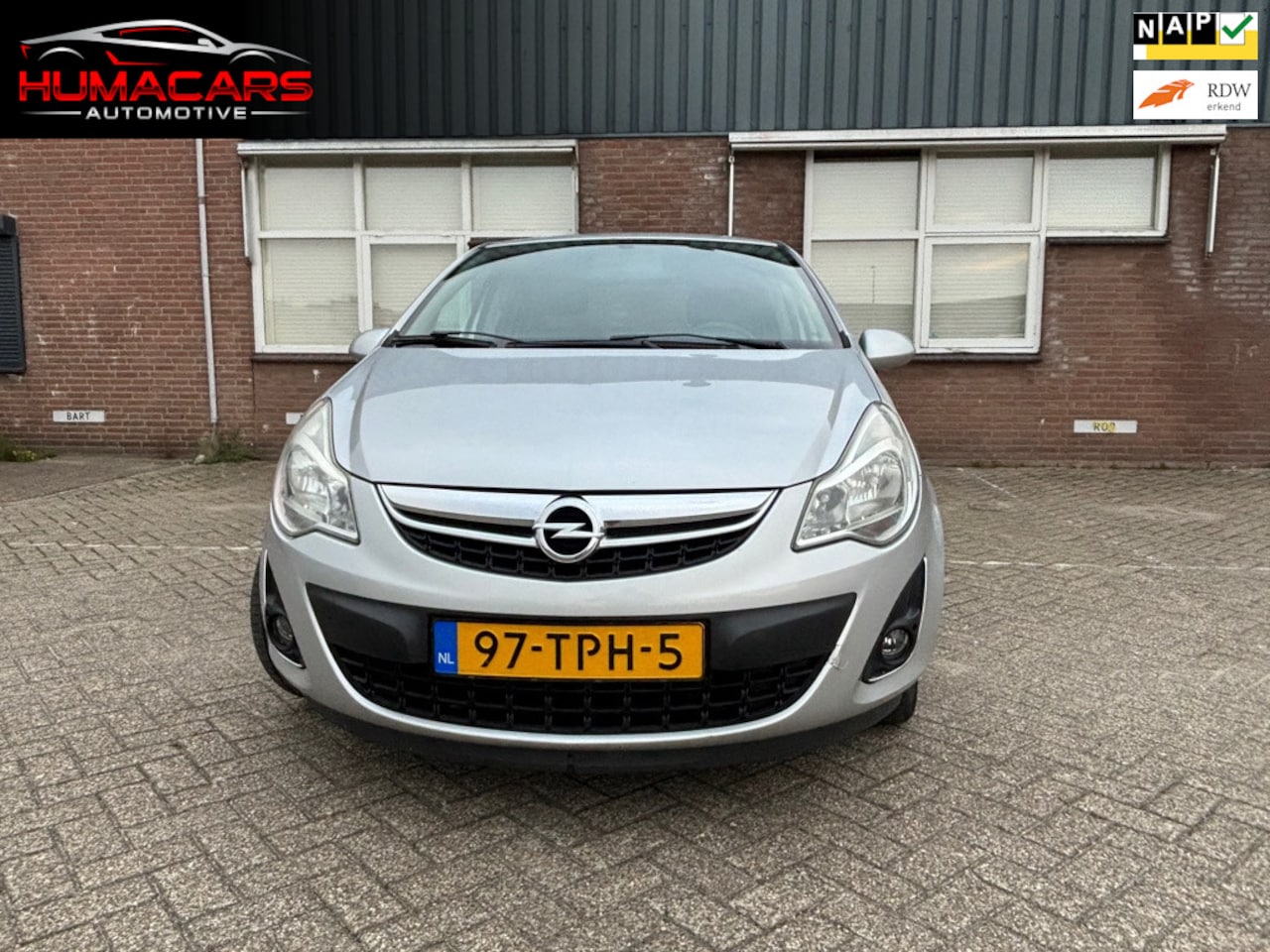 Opel Corsa - 1.2-16V Anniversary Edition 1.2-16V Anniversary Edition - AutoWereld.nl