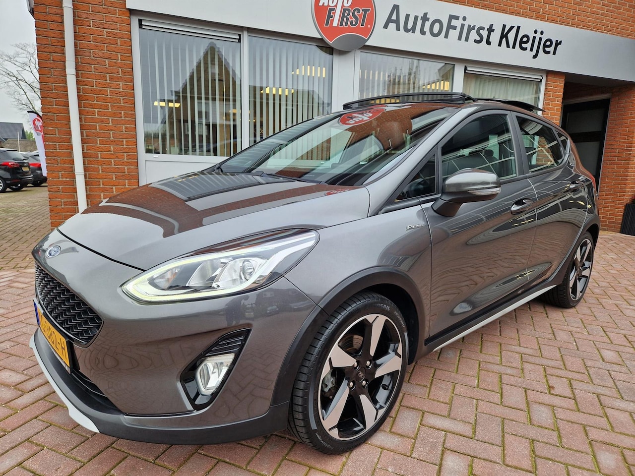 Ford Fiesta - 1.0 EcoBoost 100pk 5dr Active X Schuif/kanteldak - AutoWereld.nl