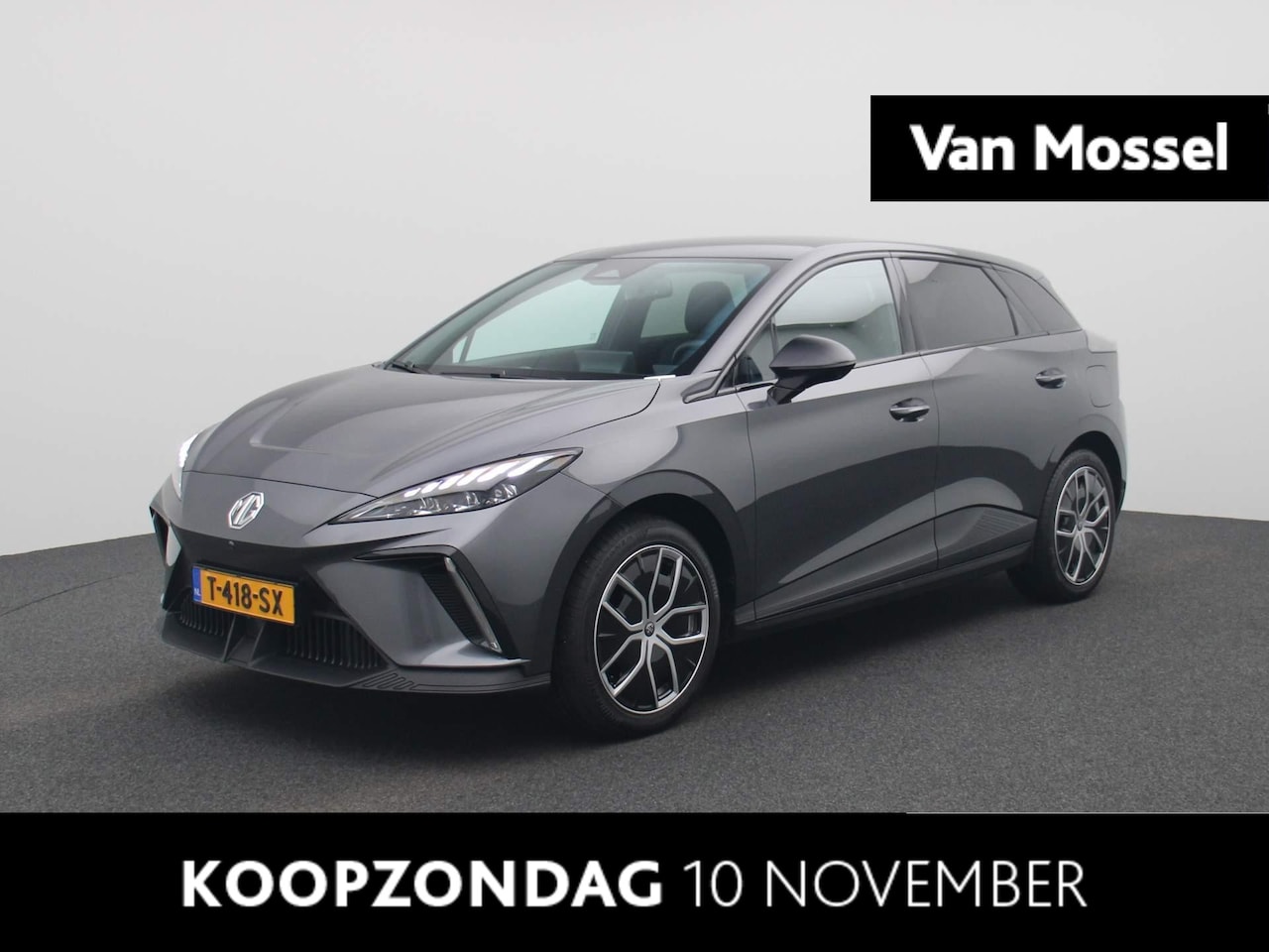 MG 4 - MG4 Luxury 64 kWh | Navi | Led Koplampen | 360 Camera | Apple CarPlay | Getint glas | - AutoWereld.nl