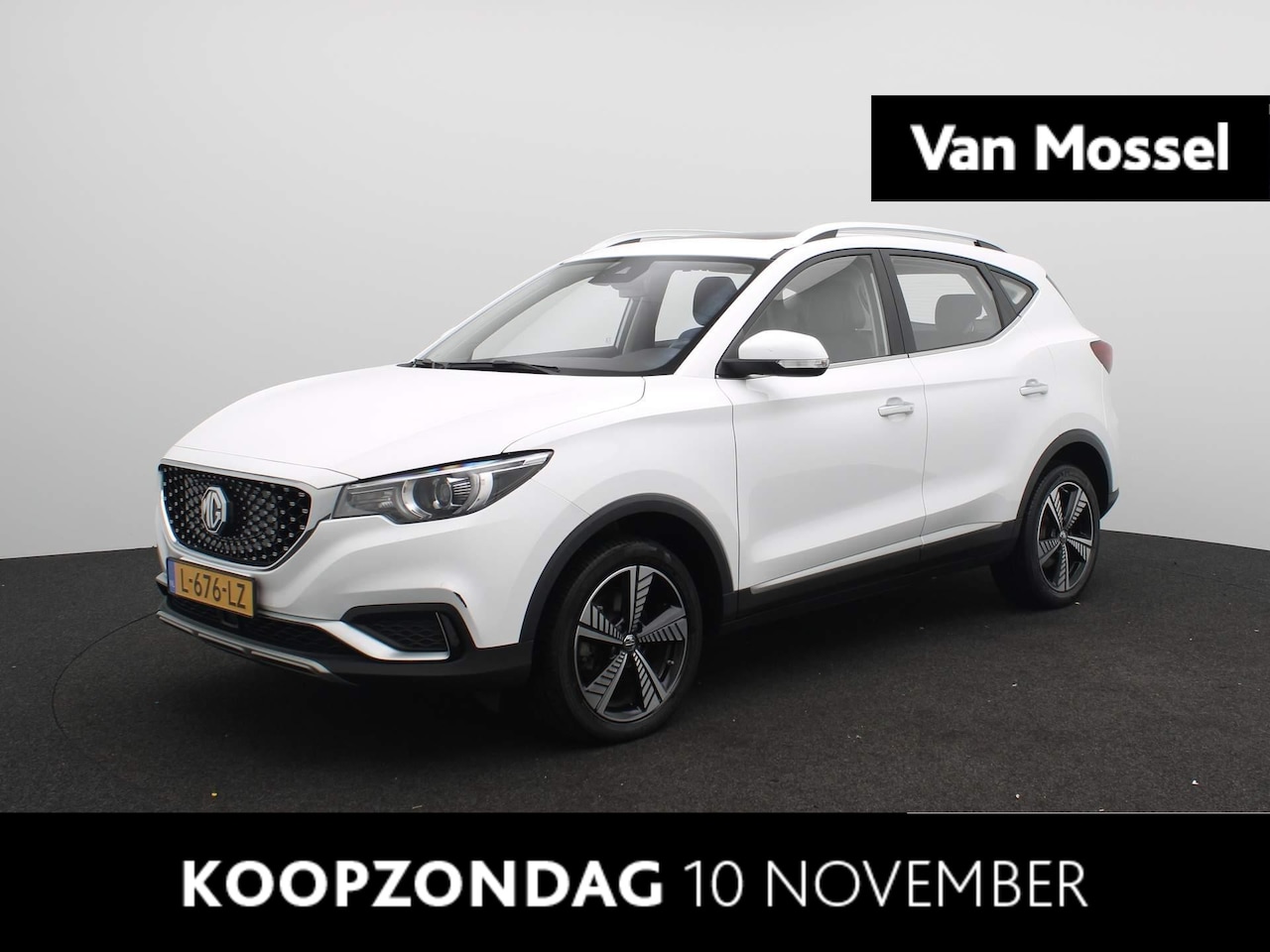 MG ZS - EV Luxury 45 kWh | Leder | Navi | Panoramadak | Apple CarPlay | Camera | - AutoWereld.nl