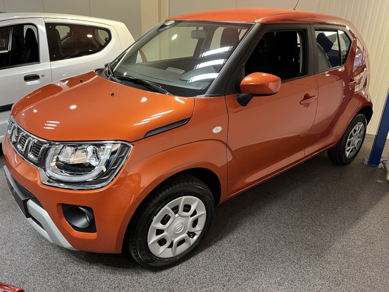 Suzuki Ignis - 1.2 Comfort Smart Hybrid NIEU 1.2 SH Comfort - AutoWereld.nl