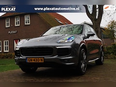 Porsche Cayenne - 3.0 S E-Hybrid Aut. | Sportdesign Pakket | Black Optiek | Panorama | Bose Sound | 21 Inch