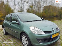 Renault Clio - 1.2 TCE Dynamique 3e eigenaar dealer onderhouden airco cruis control