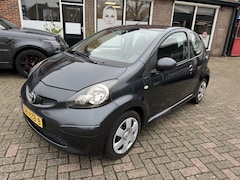 Toyota Aygo - 1.0-12V +