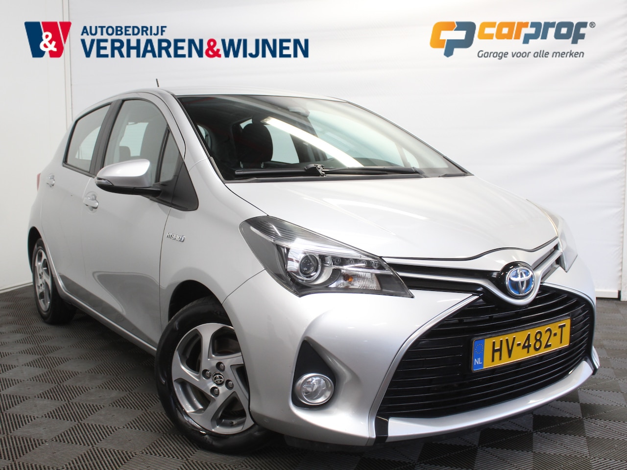 Toyota Yaris - 1.5 Hybrid Trend | CLIMAT | CRUISE | CAMERA | NAVIGATIE | BLUETOOTH | LMV - AutoWereld.nl