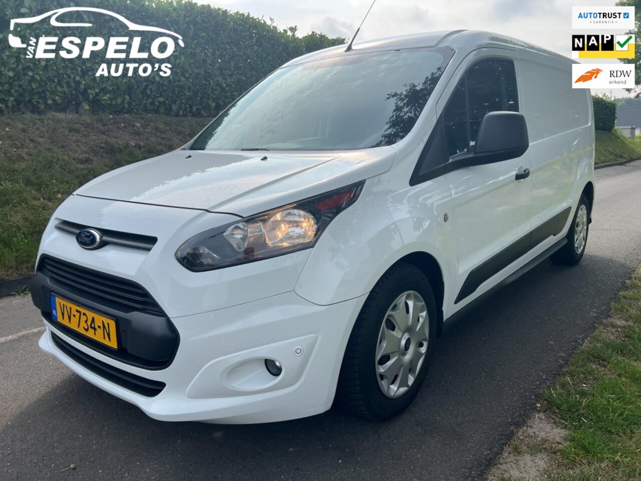 Ford Transit Connect - 1.5 TDCI L2 Trend 1.5 TDCI L2 Trend, 3 Pers met boekjes, Alarm, Bumpers in kleur, Parkeersensoren v+a, Airco - AutoWereld.nl