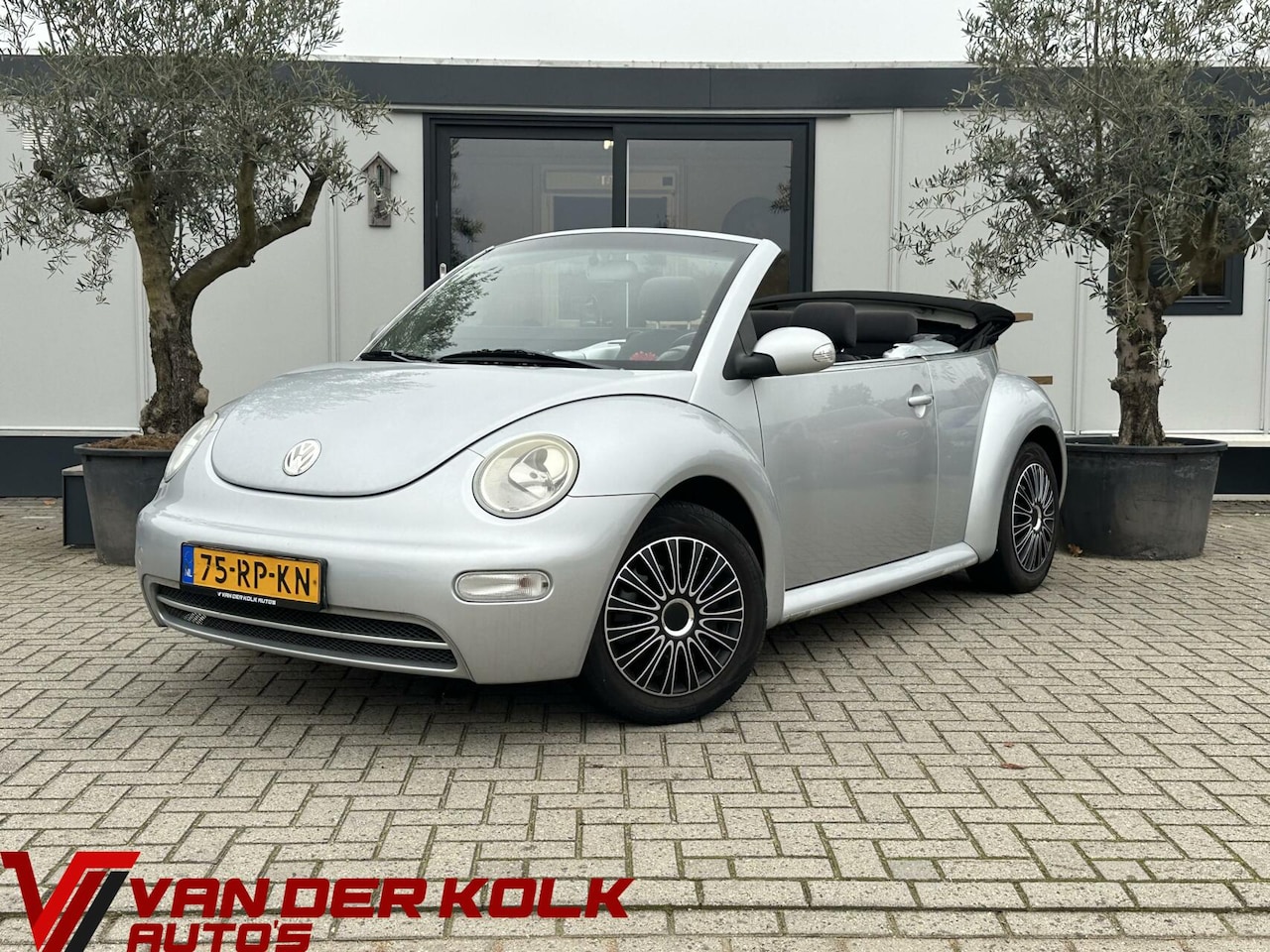 Volkswagen New Beetle Cabriolet - 1.6 Turijn Cruise Airco Cruise - AutoWereld.nl