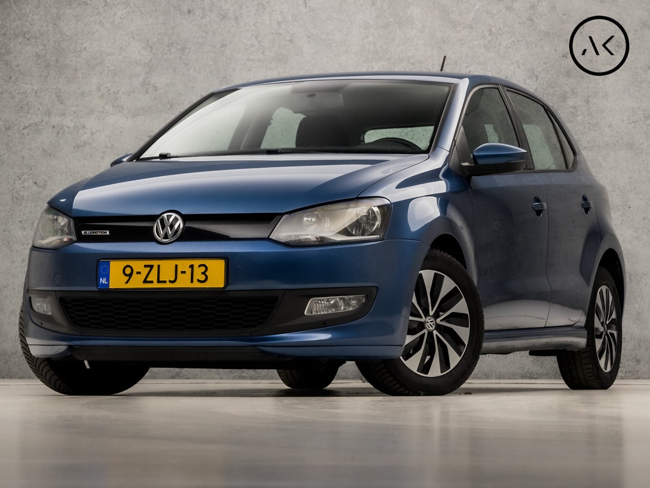 Volkswagen Polo - 1.4 TDI Sportline (NAVIGATIE, CRUISE CONTROL, LM VELGEN, SPORTSTOELEN, PARKEERSENSOREN, BL - AutoWereld.nl