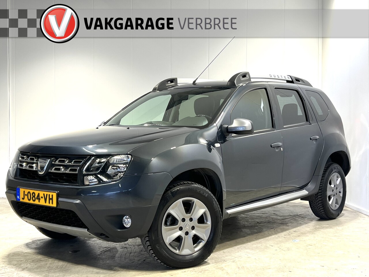 Dacia Duster - 1.2 TCe 4x2 Lauréate | LM Velgen 16" | Cruise Control | Bluetooth | Airco | - AutoWereld.nl