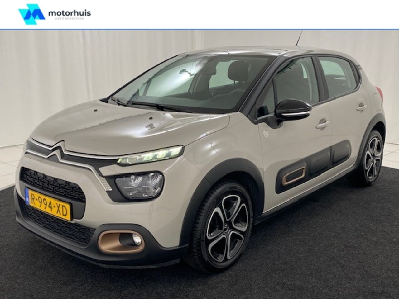 Citroën C3 - 1.2 PureTech 83pk C-Series / Navigatie / Climate Controle - AutoWereld.nl